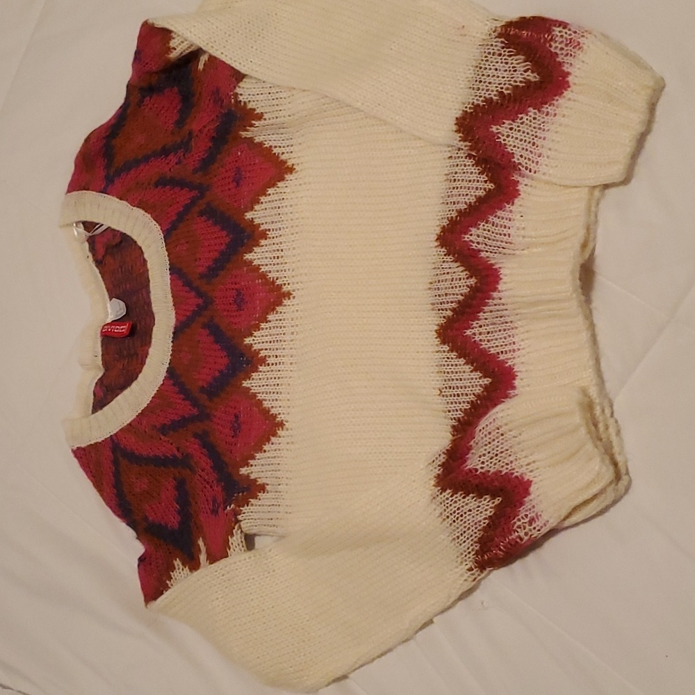 H&M beige,brown, pink and blue fall sweater
